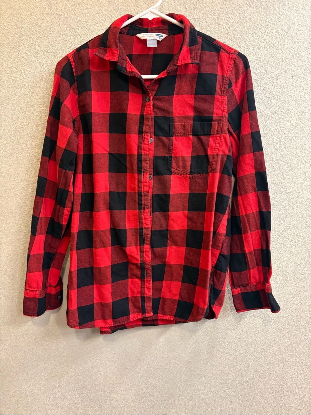 Old Navy Classic Shirt Red Black Buffalo Plaid Button Front Size Medium
